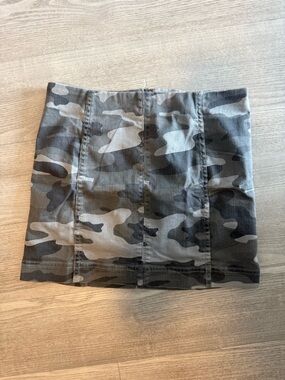 Jolt Gray Camouflage Mini Skirt